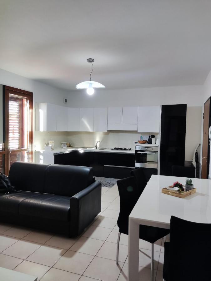 Vico Stazione Apartment Uta Exterior photo